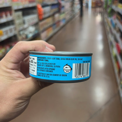 Trader Joe's Solid Light Yellowfin Tuna in Extra Virgin Olive Oil front label
